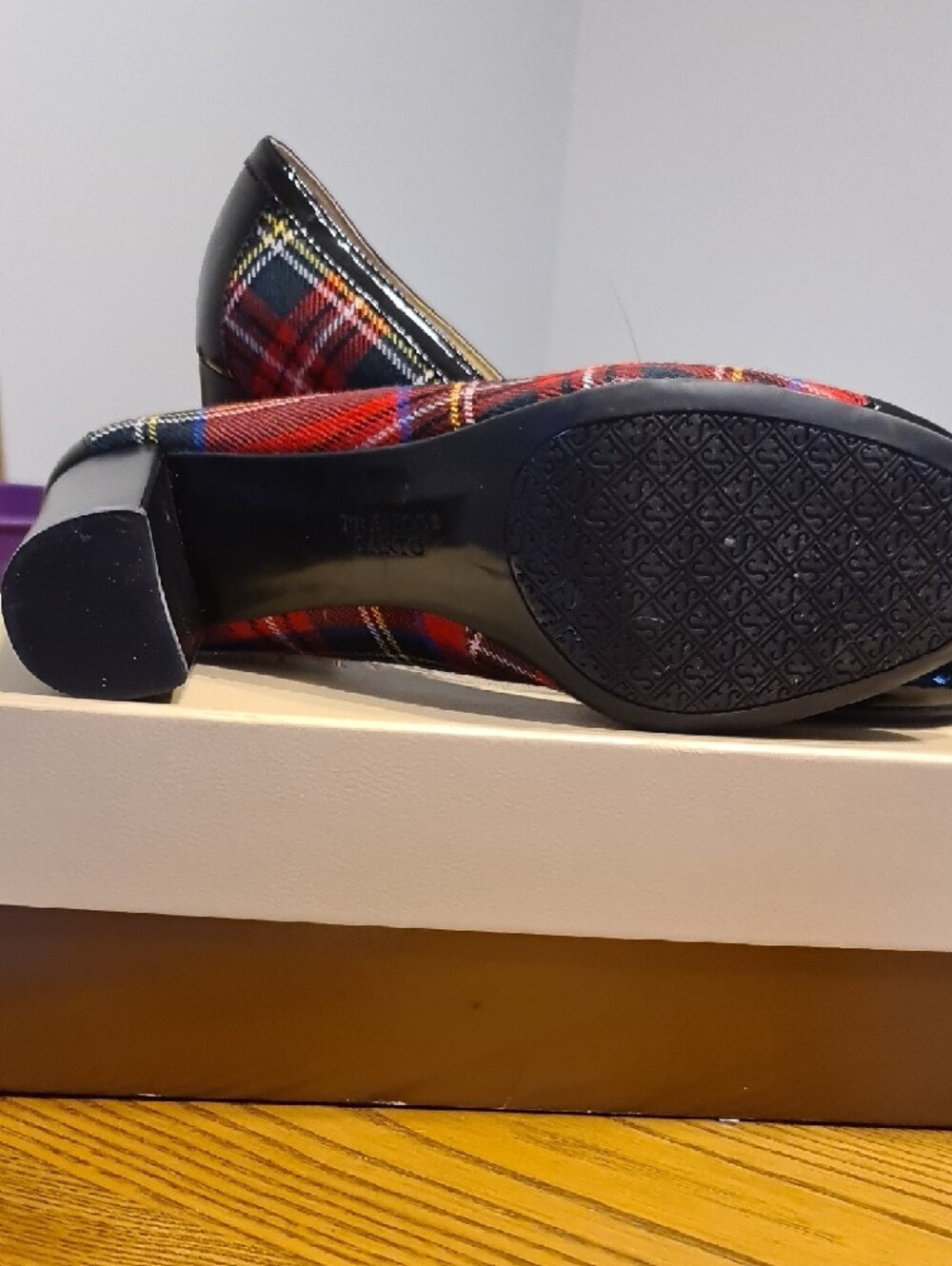 Franco Sarto Red Plaid Pumps with Black Patent Cap-Toe - Picture 2 of 3